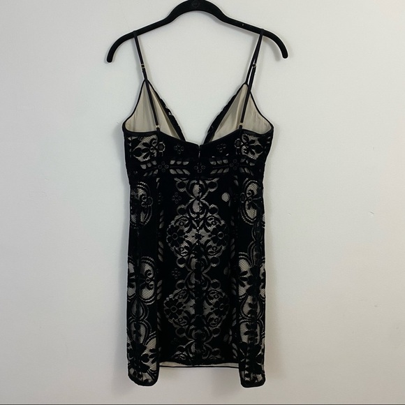 Saylor X Free People Logan Velvet Lace Mini Dress Slit V Neck Spaghetti Strap M - Picture 6 of 9